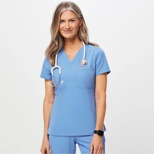Figs Catarina one-Pocket Scrub Top Light Blue Size 2XL